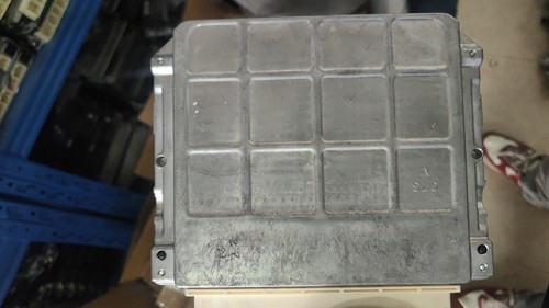 适用于霸道发动机电脑板89661-60L40