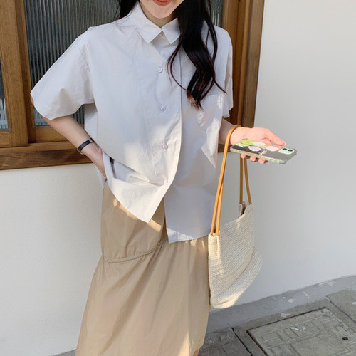 B652宽松设计感翻领宽松版短袖衬衫女 夏新款女 0.15