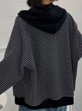 B812宽松大码加绒乱冒拉链卫衣外套女