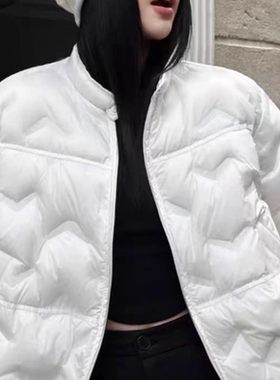 E113新款欧货时尚轻薄羽绒服女短款宽松显瘦白鸭绒保暖外套