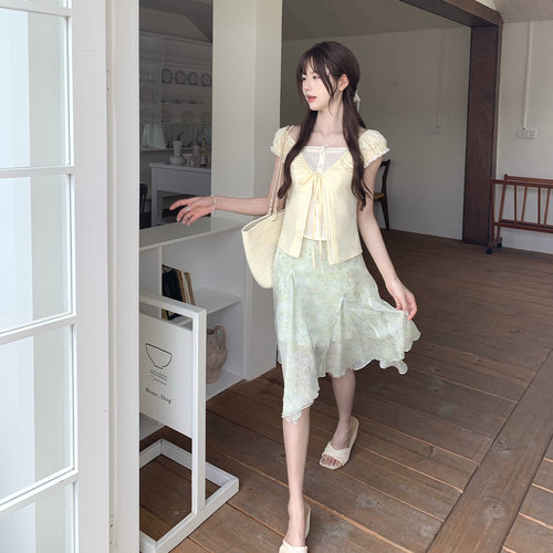 碎花不规则设计插片斜裁半身裙