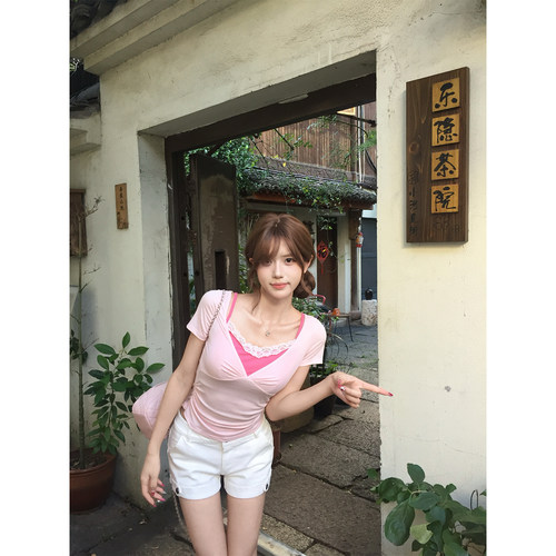 蕾丝拼接收腰显瘦假两件短袖