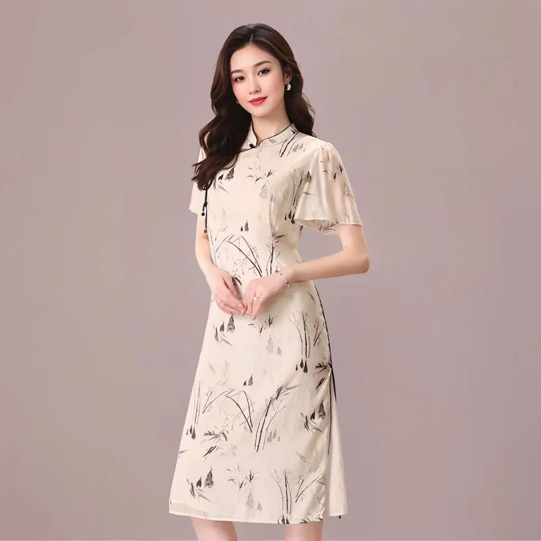 中式改良旗袍2026夏款日常素雅妈妈高端气质绝美短袖喇叭连衣裙女