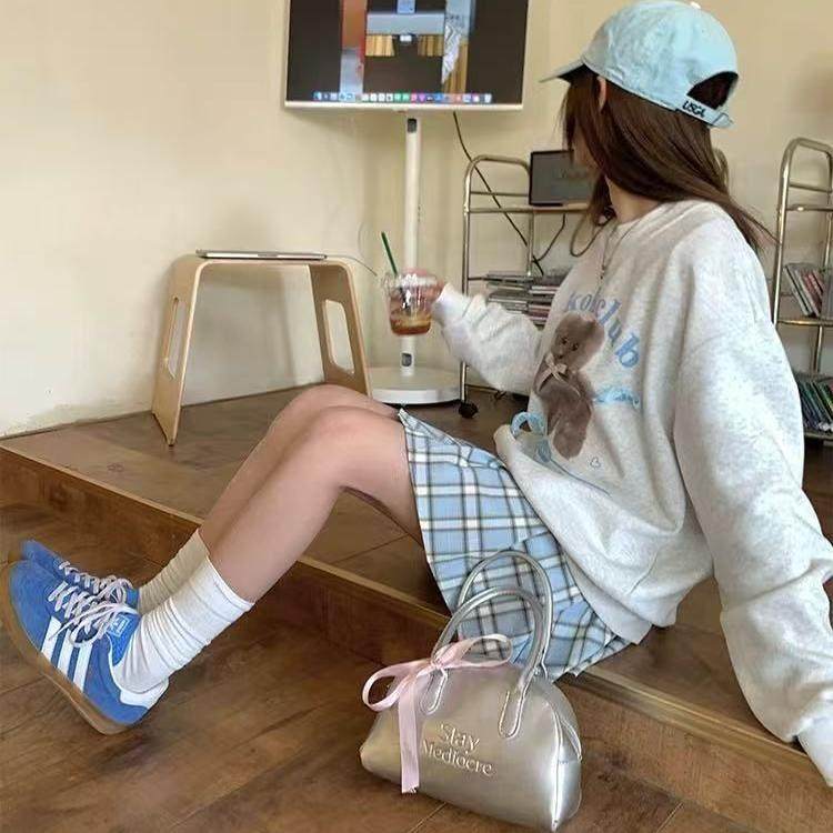 2025春款奶盐小熊立体baby蓝蝴蝶结圆领灰色卫衣女宽松休闲百搭衫