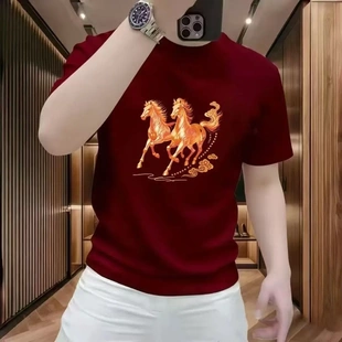 2026马年爆款骏马印花短袖T恤男士本命年红色高级感体恤上衣