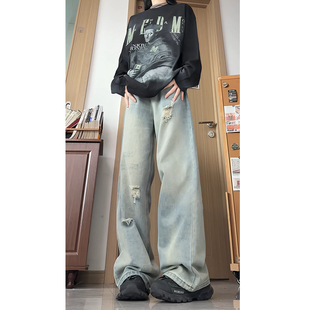 2025秋季中性简约百搭直筒裤水系微喇裤男女牛仔裤破洞裤子