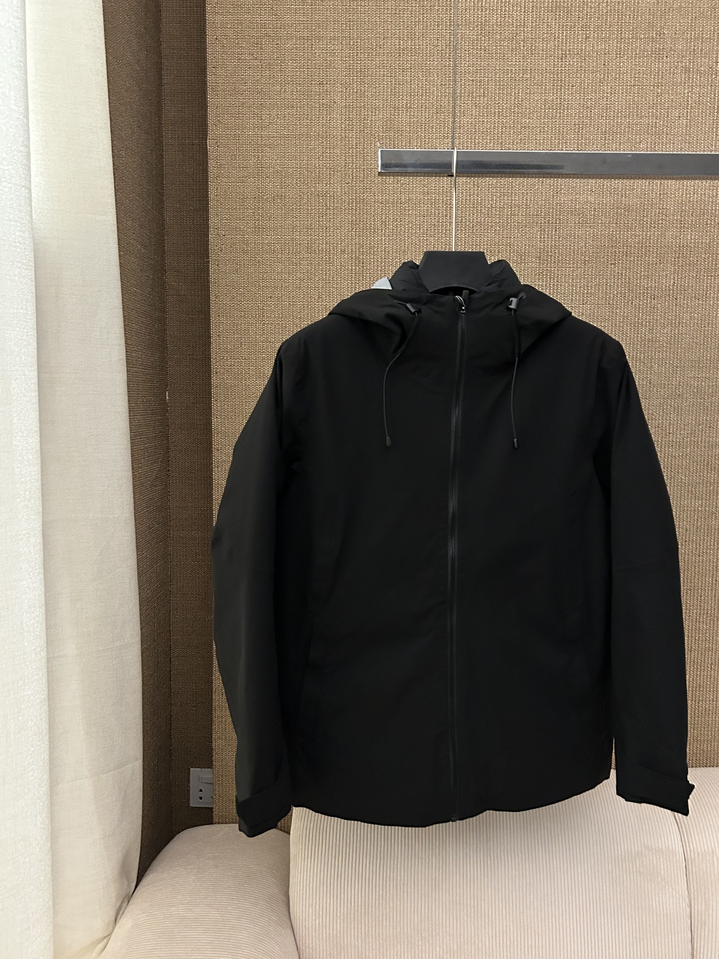 平替秋冬羽绒硬壳两件套三合一羽绒服冲锋衣男女同款户外夹克