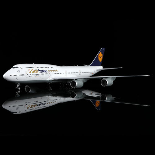 SQ汉莎航空波音747-8D-ABYM
