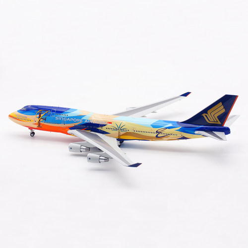 SQWings新加坡航空B7479V-SPK