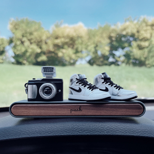 高级感临时停车号码牌可隐藏磁吸免粘可切换简约创意个性车载摆件