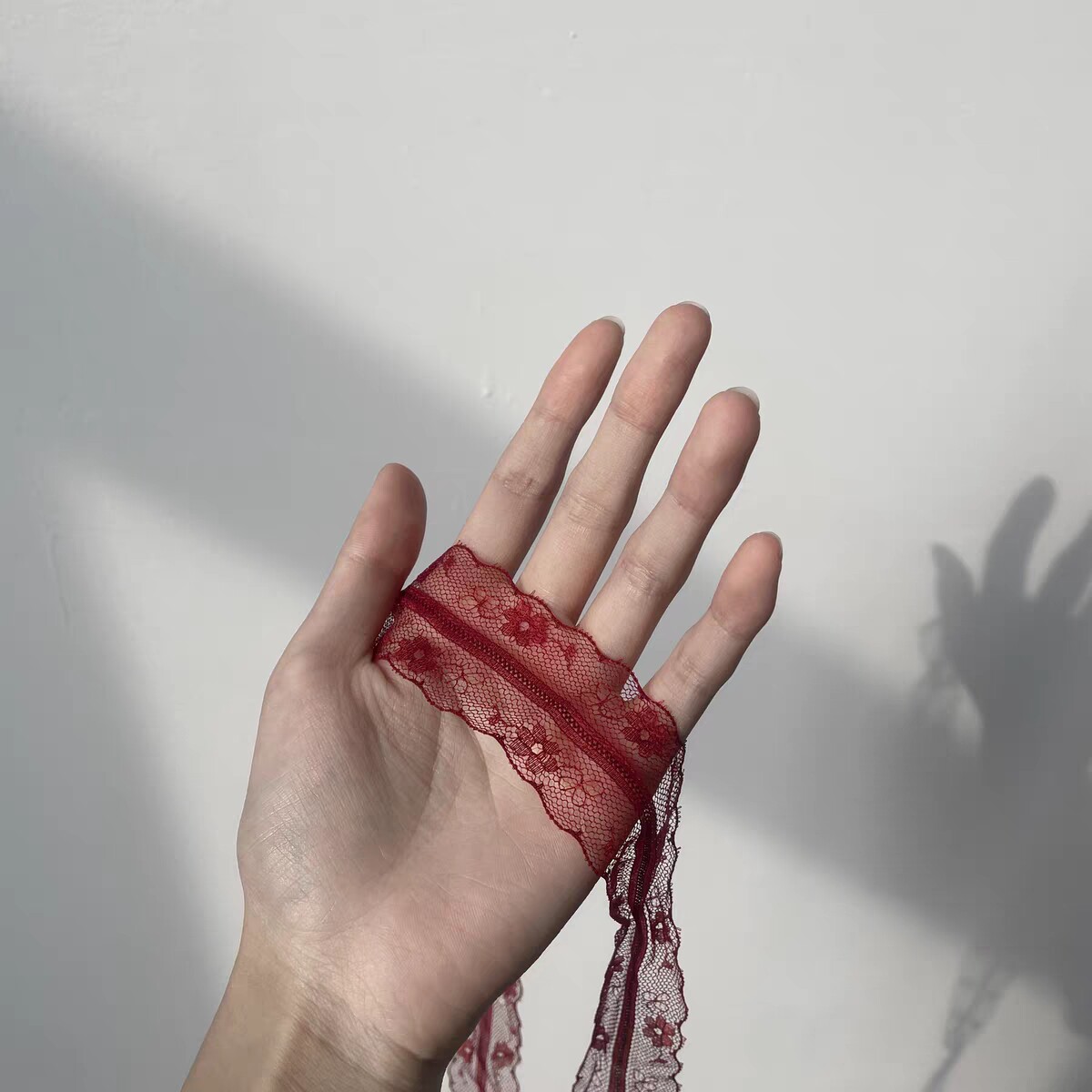 红色蕾丝细长条丝巾女韩系颈带图片