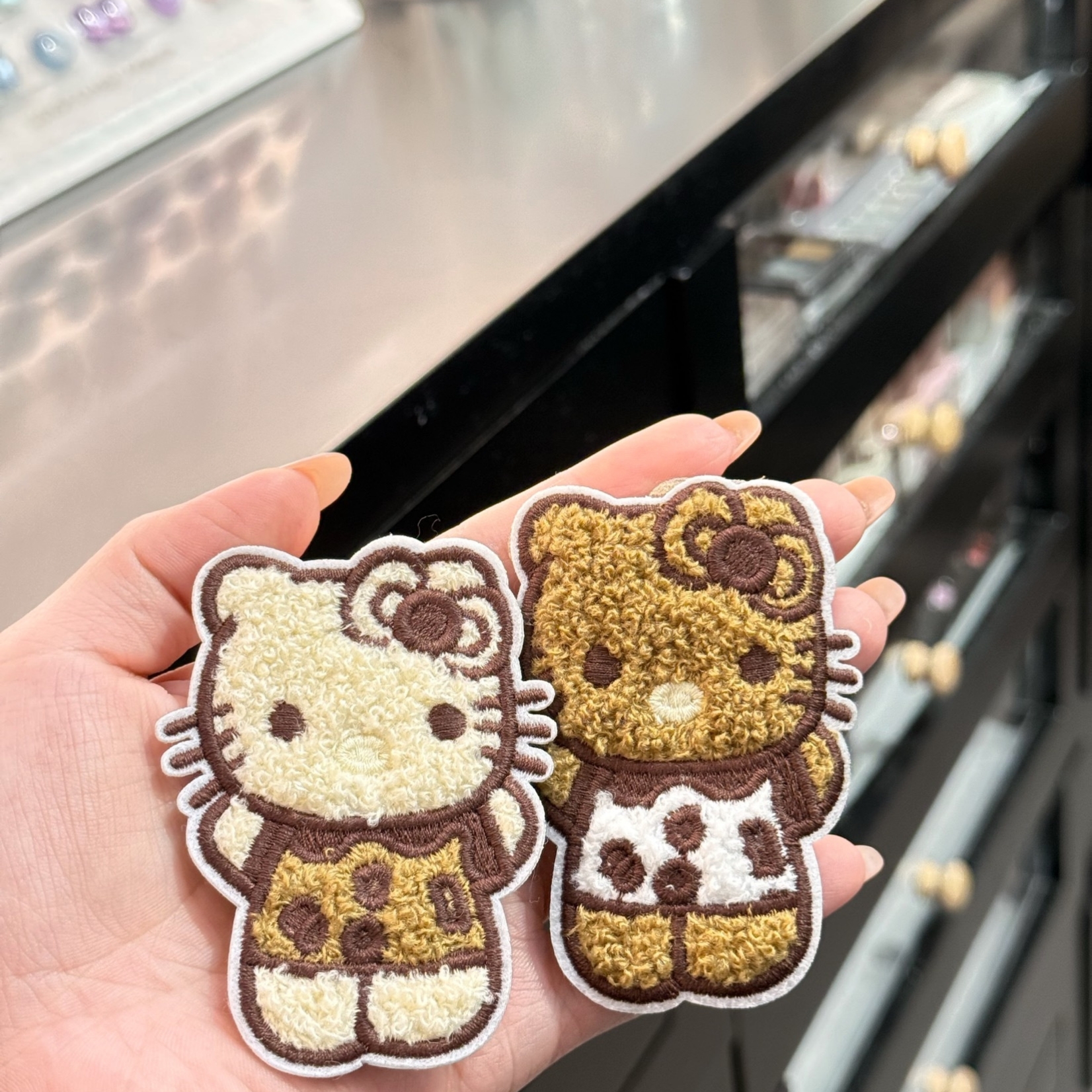 魔术贴KT猫卷毛双层刘海贴碎发侧