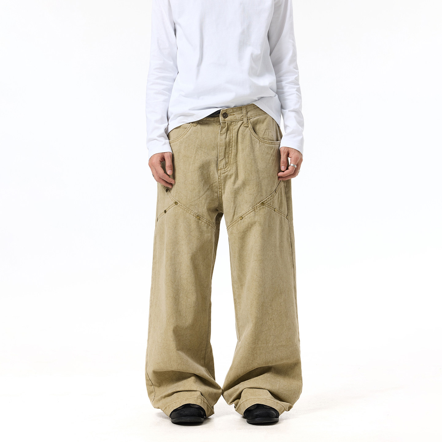 复古水洗做旧纹理磨毛铆钉工装裤