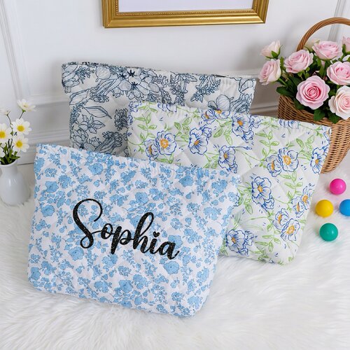 Bridal Shower Gift定制名字化妆包单身派对礼物伴娘手袋婚礼礼品