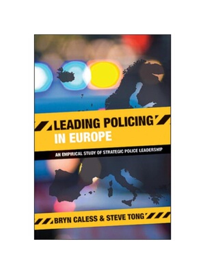 按需印刷不退不换Leading policing in Europe[9781447315742]