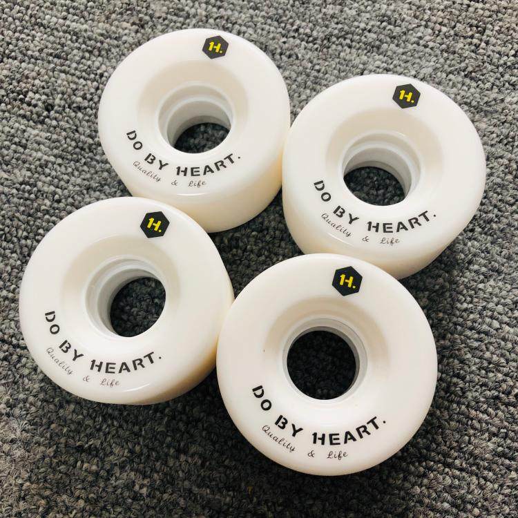 dbh滑板刷街轮软轮全能轮不止滑板白色彩色磨砂公路轮子双翘专用