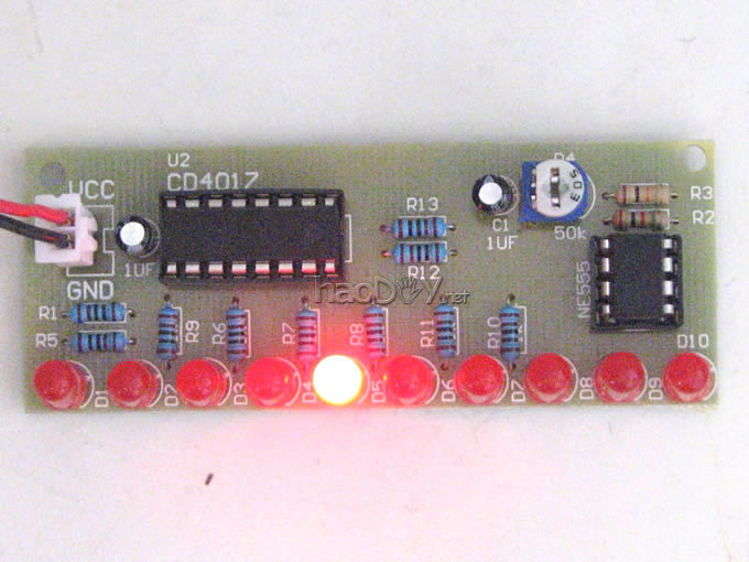 NE555  led跑马循环流水灯 pcb电路板 电子DIY制作模块套件散件
