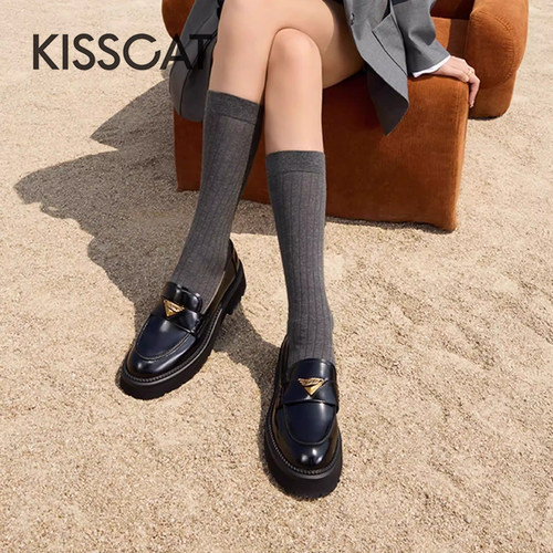 接吻猫时尚厚底百搭中口小皮鞋女