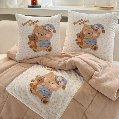 可爱卡通抱枕被加厚保暖牛奶绒