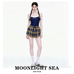 MOONLIGHTSEA游泳衣女连体保守平角裤显瘦遮肚学生游泳馆专业泳装