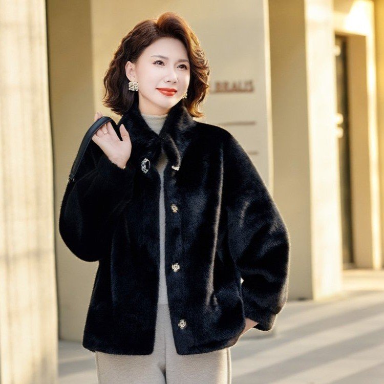 优雅中老年女士外套大码宽松显瘦保暖冬季新款时尚百搭