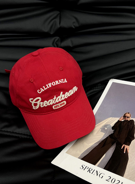 元气正红色字母刺绣鸭舌帽子女休闲百搭大头围新年氛围感棒球帽潮