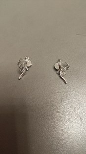 精致独特微镶半边蝴蝶耳骨钉钛钢1.2粗杆耳钉百搭耳饰女耳骨夹