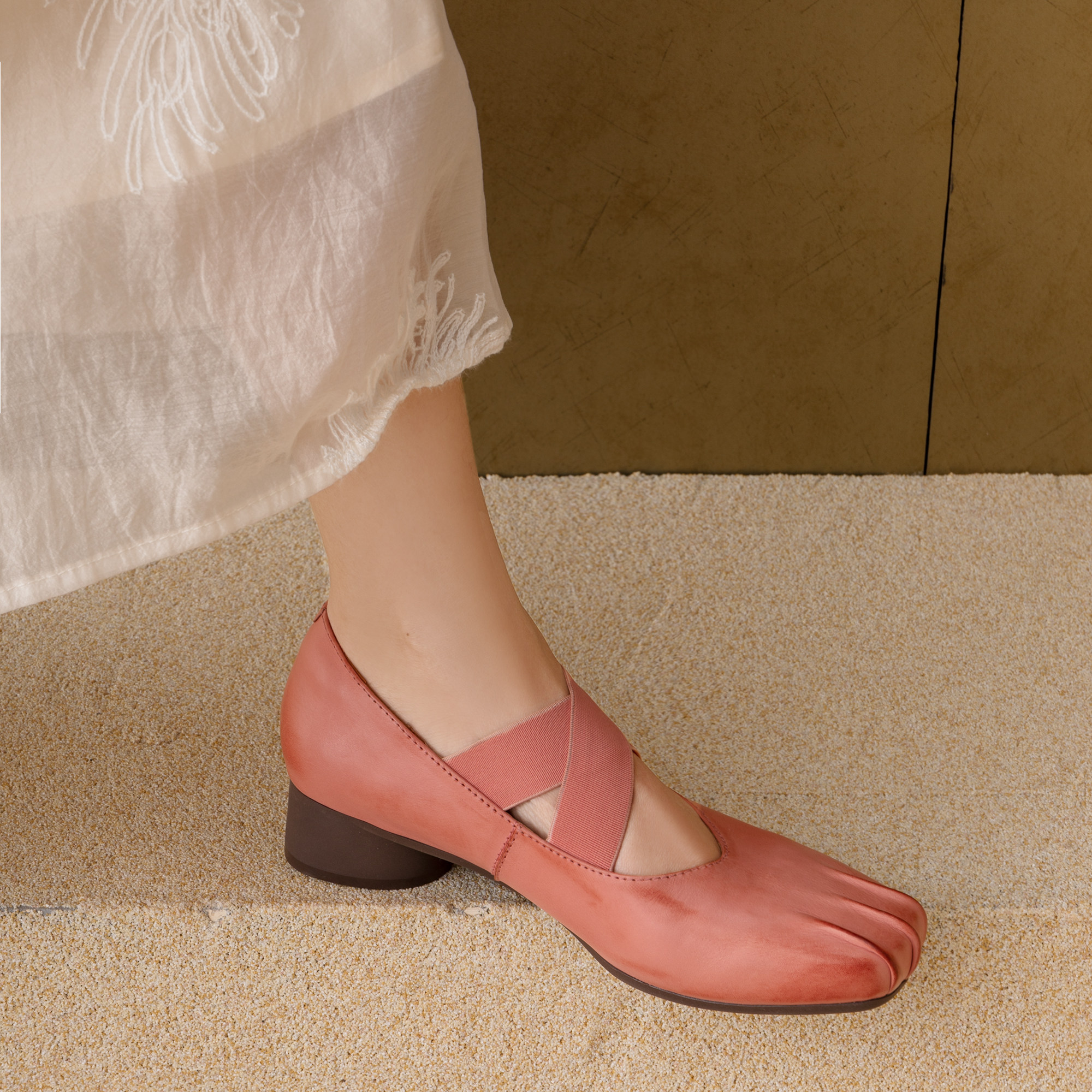 lorem香港 2026春季新款芭蕾舞鞋粗跟方头交叉松紧带浅口玛丽珍鞋,女鞋,玛丽珍鞋,淘宝优惠券,粉丝福利购,淘宝优惠卷