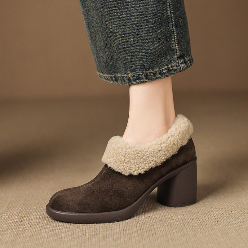 时尚圆头深口拼接长绒套脚毛毛鞋