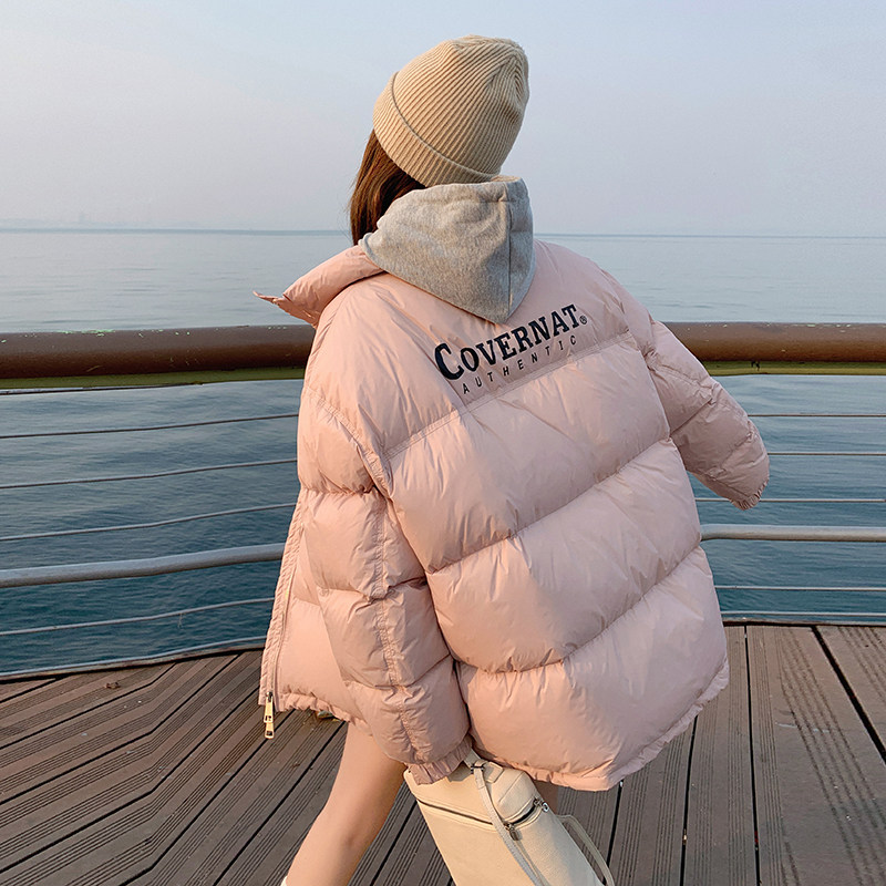 新款 现货字母印花粉色羽绒服 2C170--2078--P275控418图片