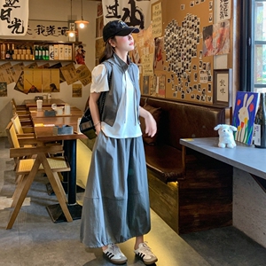韩系设计感工装马甲套装裙女2025夏新款宽松休闲百搭半身裙两件套图片