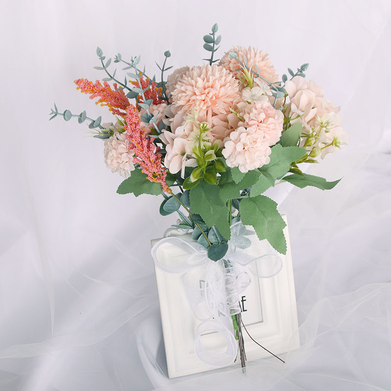 郁金香韩式新娘手捧花马蹄莲婚纱摄影领证拍照道具白色影楼婚礼花