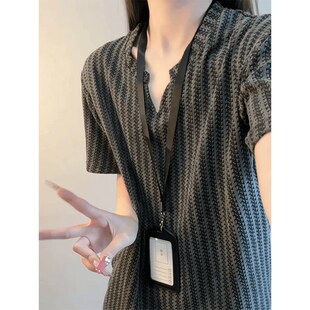 灰色鱼骨纹V领短袖男款夏季美式复古小香风t恤cleanfit情侣半截袖