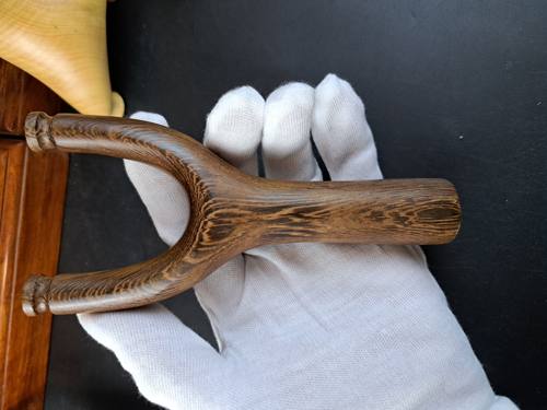 国标红木鸡翅龙鳞纹直把弹弓70弓门高度148实木飞虎叉折叠绑户外