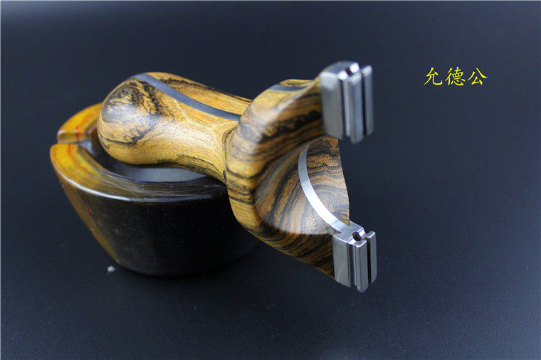 新款式超硬钛合金虎皮檀贴片免绑扁皮筋弹弓户外休闲竞技健身弹弓