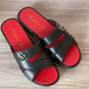 休闲外穿厚底一字拖凉拖海边沙滩鞋 时尚 952 女夏2024新款 坡跟拖鞋