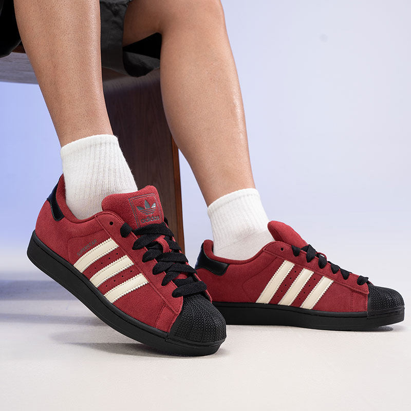 阿迪达斯三叶草贝壳头板鞋