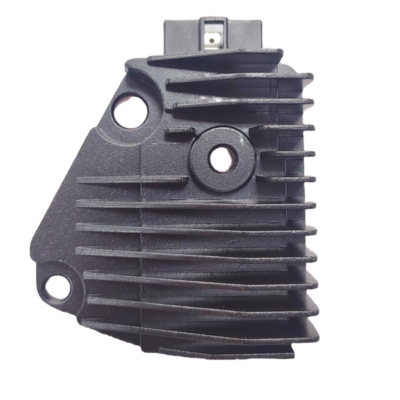 适用天王太子XV250钱江QJ250力帆V16 LF250-P-D-L整流器 稳压器