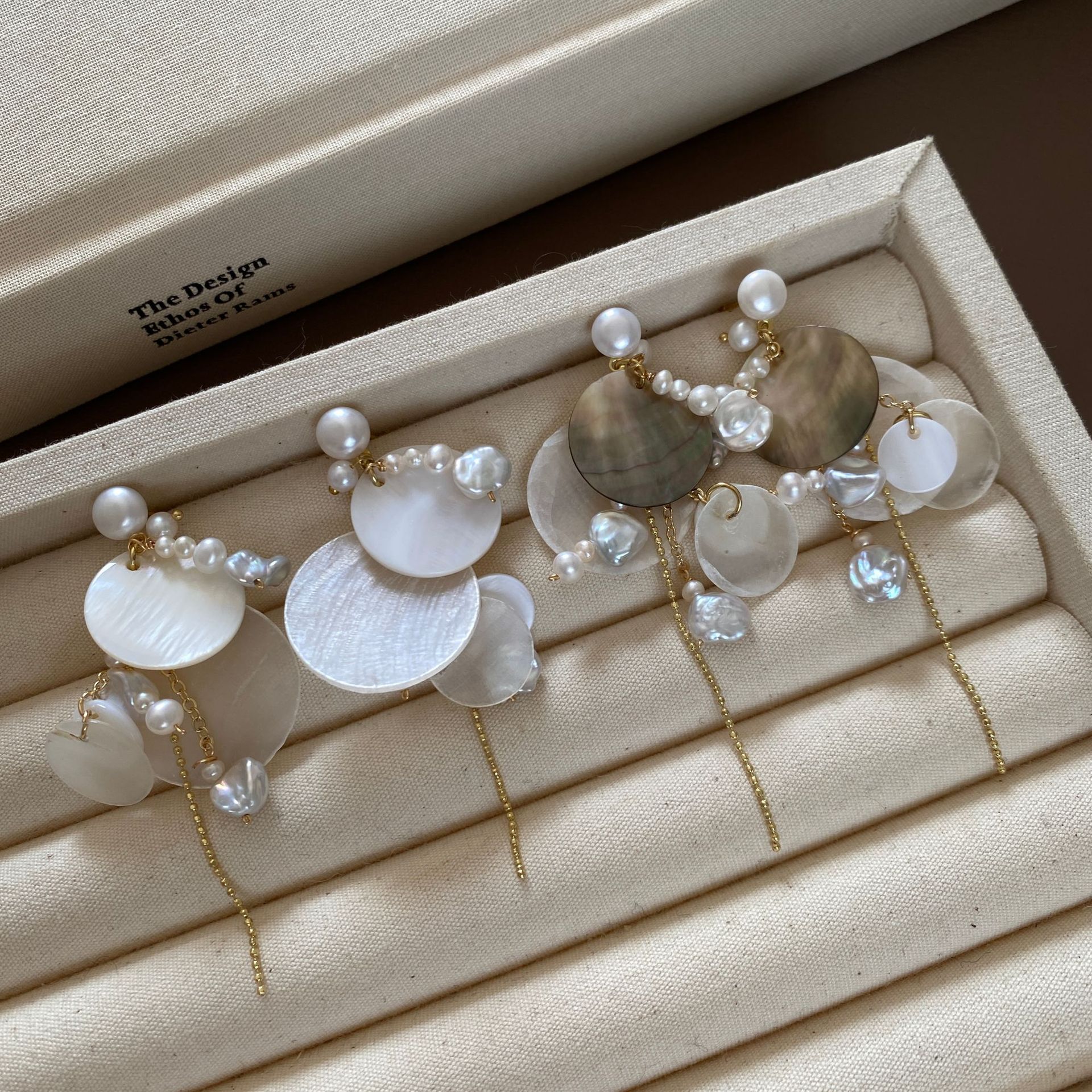 重工轻奢法式复古流苏天然珍珠贝母耳坠银针气质时髦高级感耳饰女