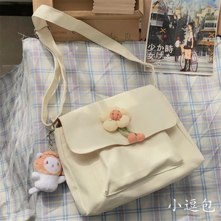 包包女秋冬新款文艺小清新大容量少女百搭单肩斜挎包学生邮差包女