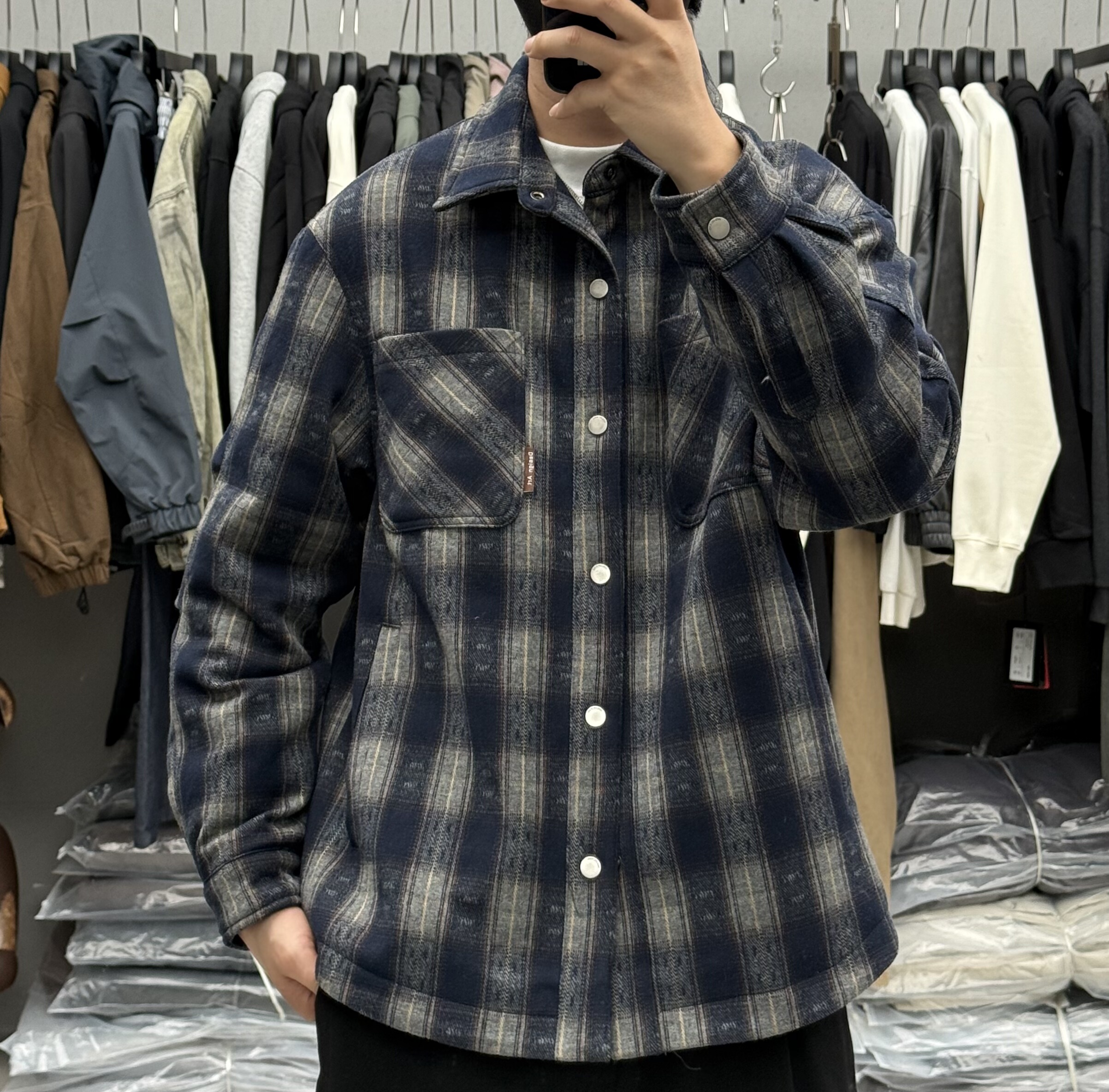 高级感复古撞色条纹格子衬衫轻薄款工装羽绒服男冬季休闲通勤外套