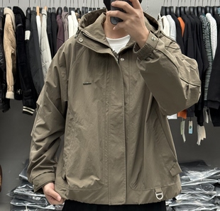 户外高级感简约机能风工装连帽夹克男春季美式宽松痞帅冲锋衣外套