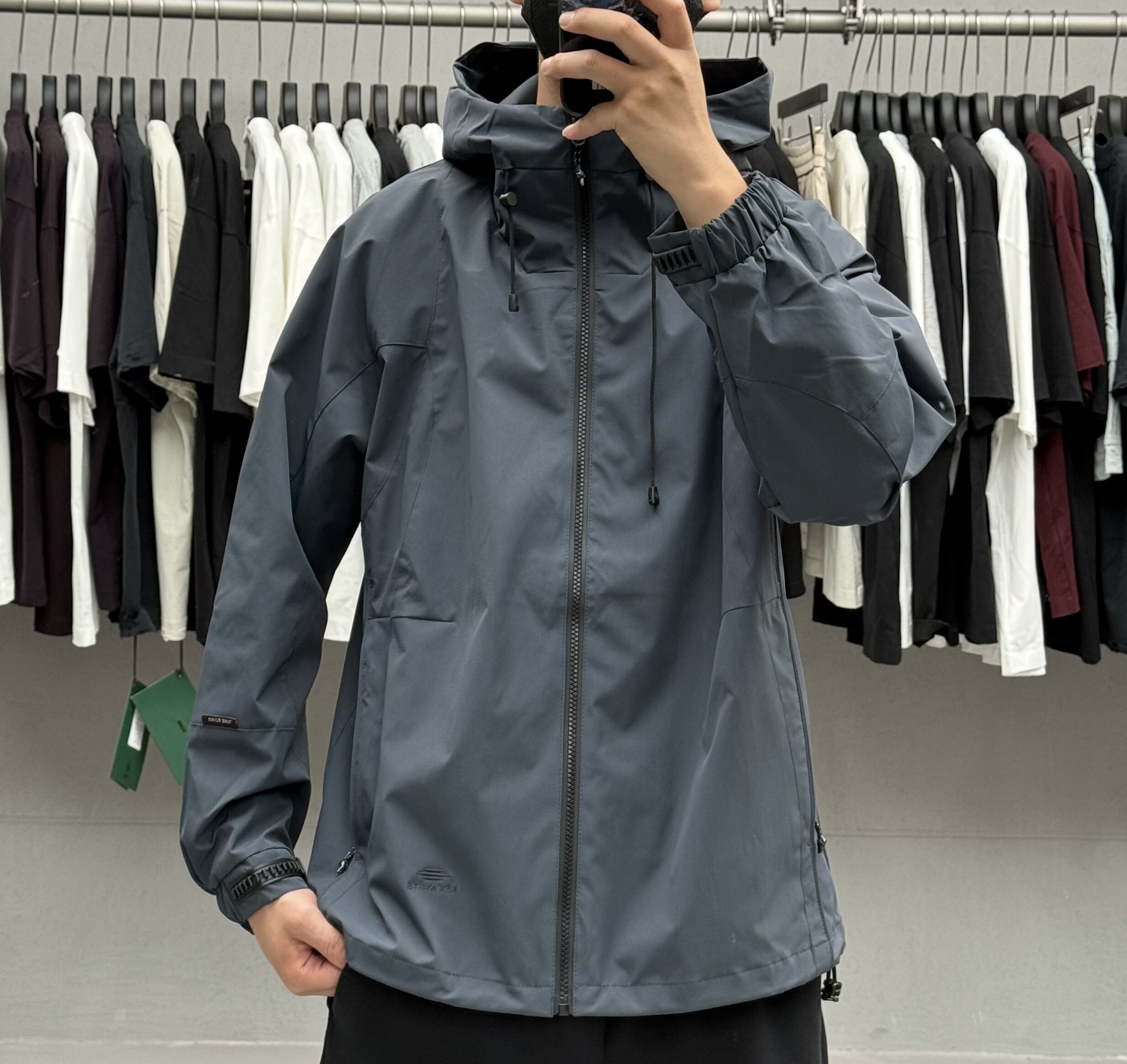 东隅桑榆秋季新款男高端户外工装连帽外套美式宽松防风冲锋衣夹克