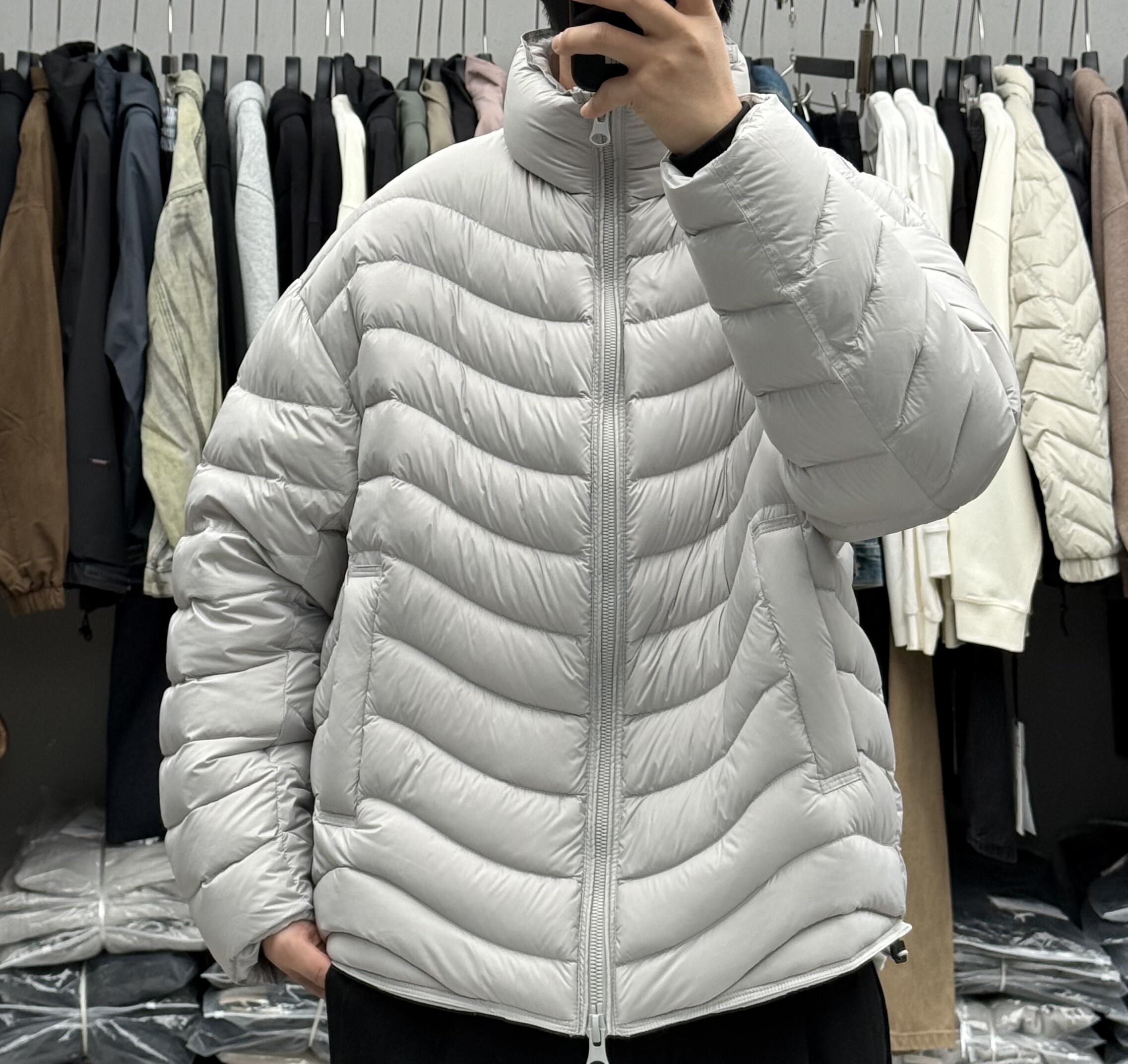 户外简约轻便排骨衔缝立领羽绒服男冬季日系加厚御寒90白鸭绒外套