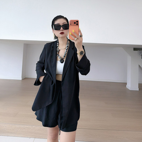 大码女装胖mm通勤风简约西装外套