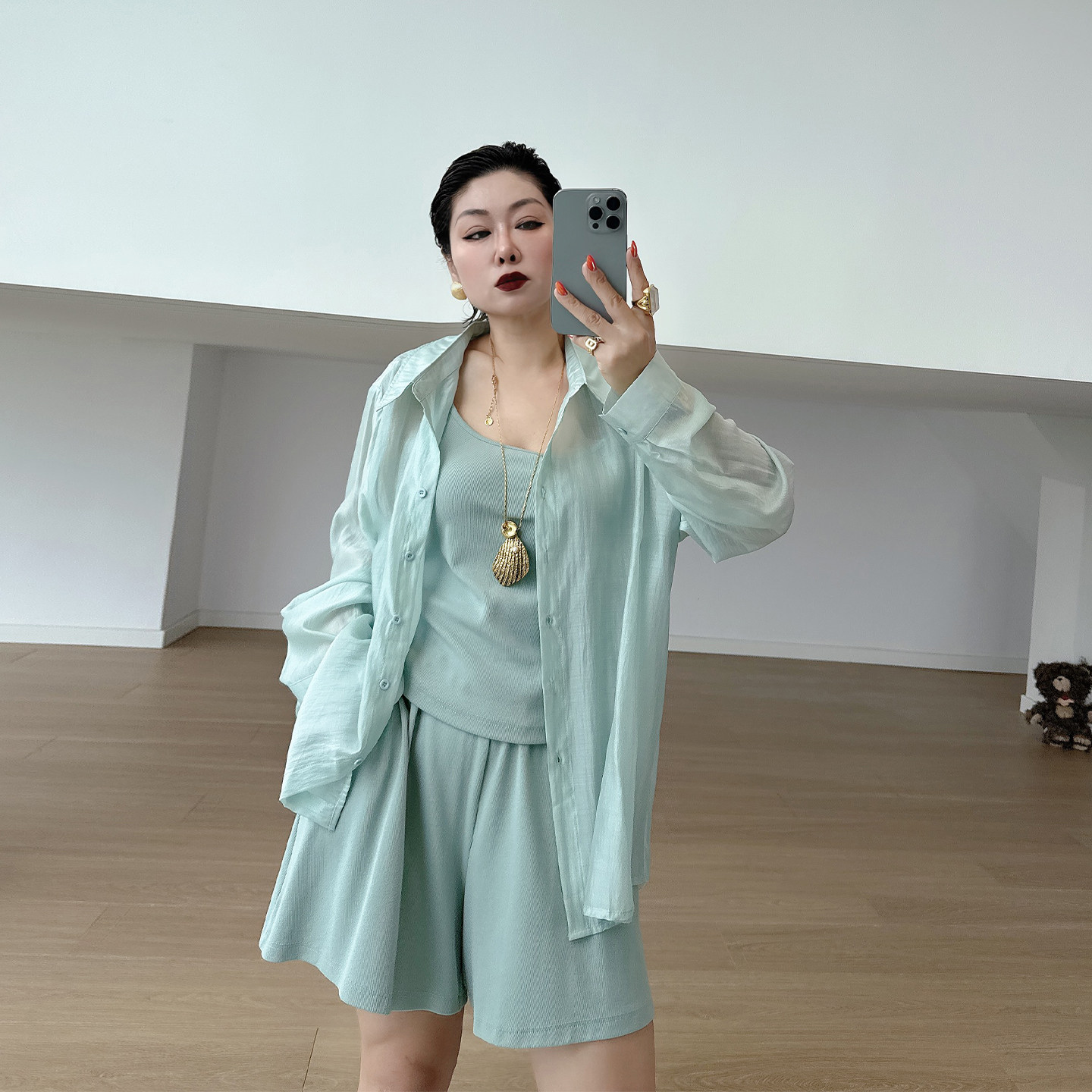 大码女装三件套吊带背心阔腿裤衬衫夏季薄款宽松遮肉胖mm休闲套装