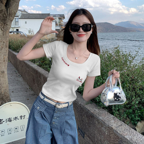 白色印花正肩U领短袖T恤女夏季