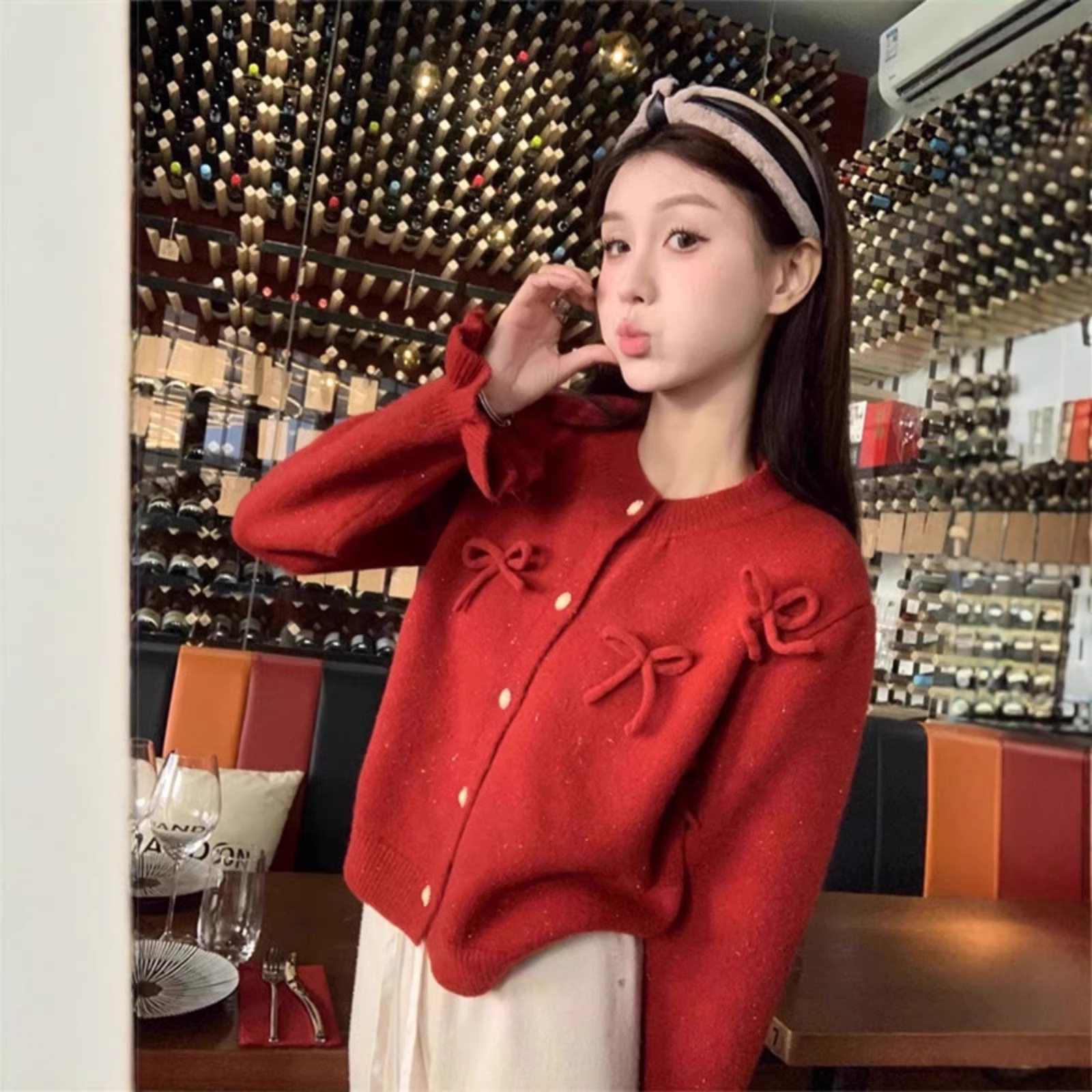 Danise高定 2026年春季新品 设计感圆领蝴蝶结洋气针织毛衣