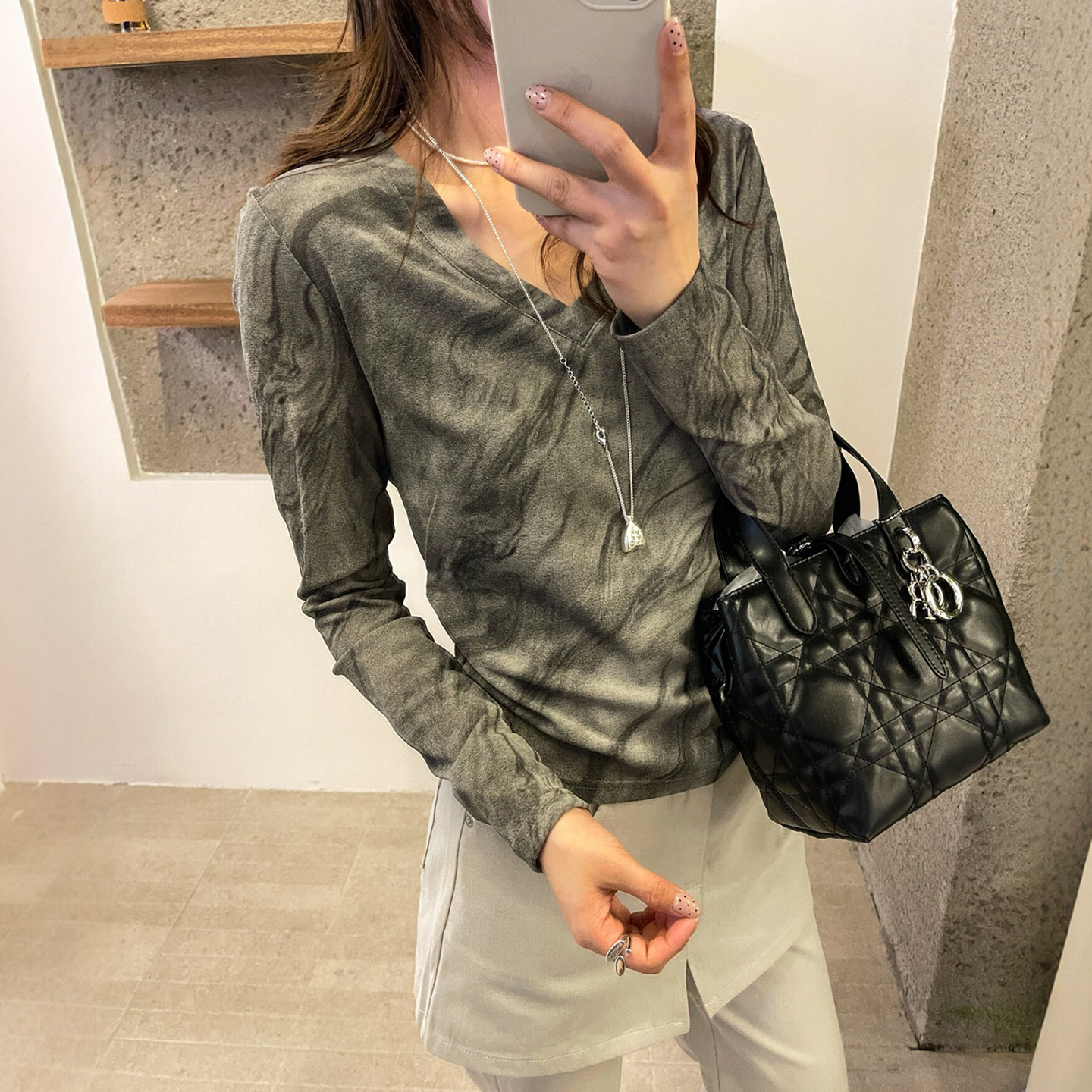 复古印染V领面膜T恤女欧洲站2026春装新款欧货女装时尚洋气小衫潮