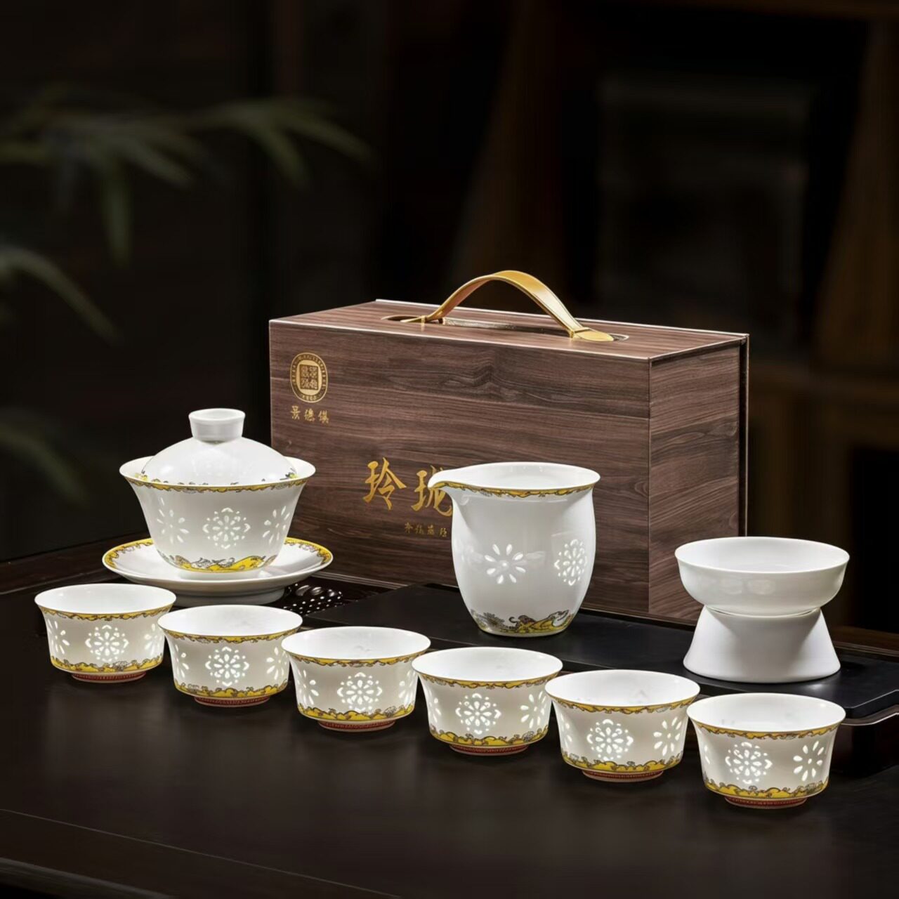 景德镇功夫茶具青花粉彩陶瓷茶具整套茶具